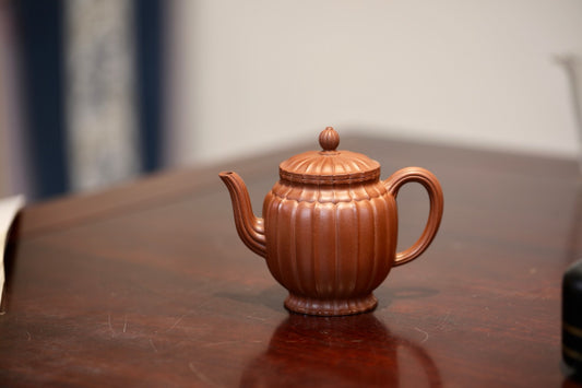 "Ling Hua Palace lantern"pot