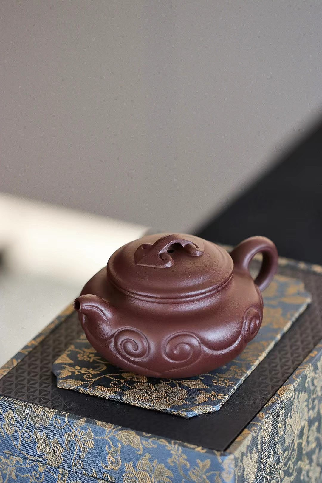 “FangGu Ruyi” pot