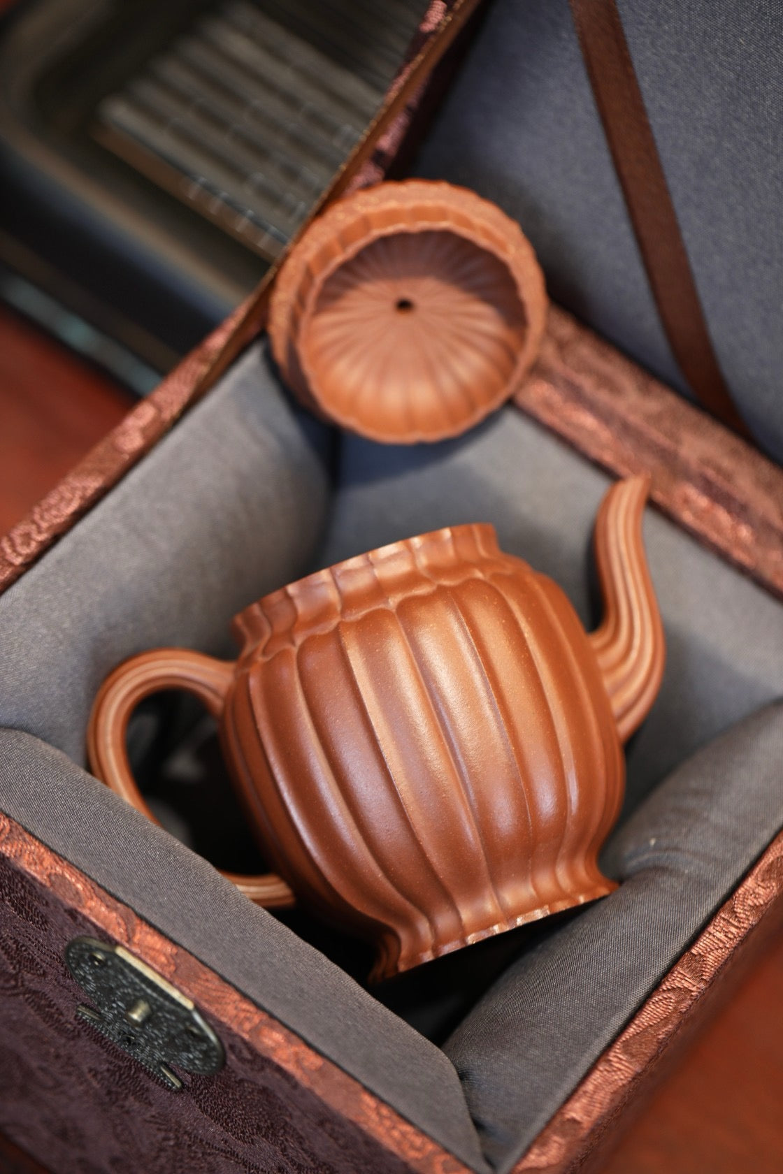 "Ling Hua Palace lantern"pot