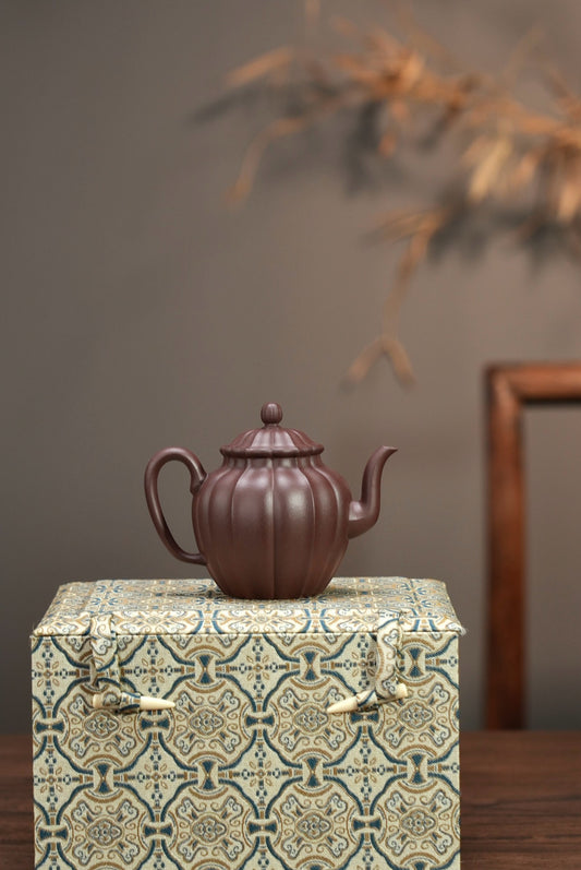 “Flower Petal Fairy” pot