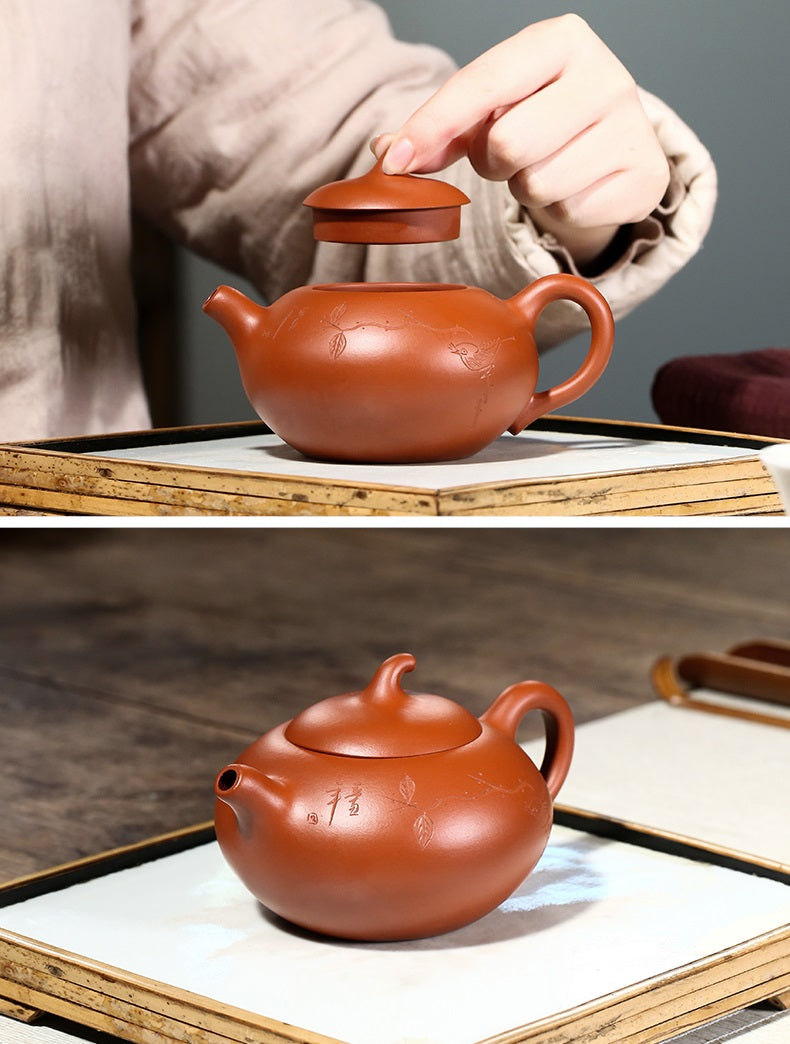 "The Joy of Melons and Fruits" pot
