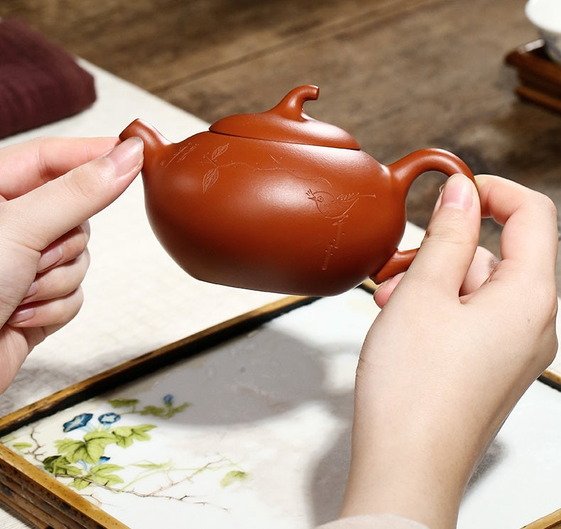 "The Joy of Melons and Fruits" pot