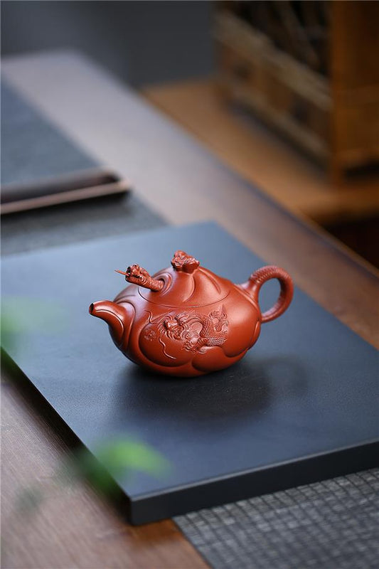 "Yu Hua Long" pot